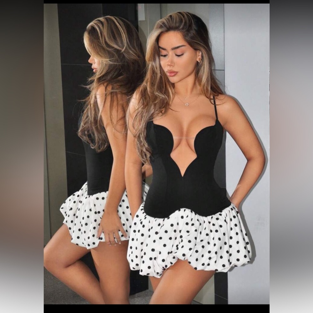 Black and White Low-Cut Polka Dot Ruffle Hem Spaghetti Strap Sexy Mini Dress